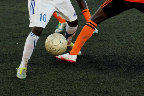 Entraînement des enfants au club de football des communes du créonnais
